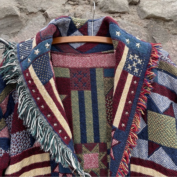 Handcrafted | Reworked Tapestry Fringe Blanket Cardigan Coat Quilt-Look Pattern - Picture 8 of 16